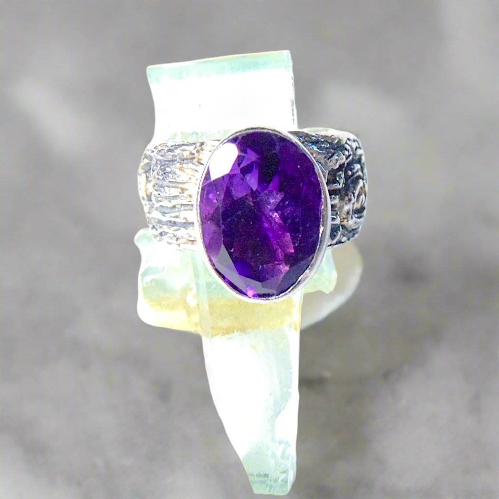 Pierścionek srebrny z ametystem z kolekcji "Kora Drzew" - EPIR Art Jewellery&Gemstone