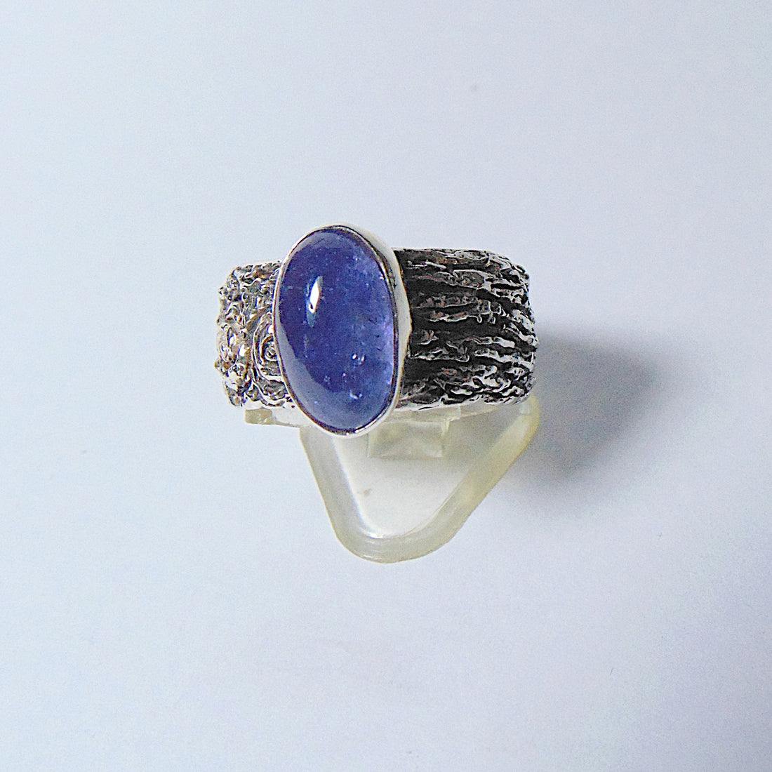 Pierścionek srebrny z tanzanitem "Kora drzewa" - EPIR Art Jewellery&Gemstone