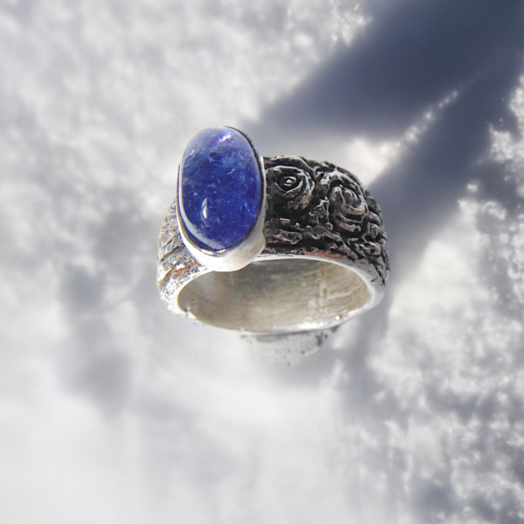 Pierścionek srebrny z tanzanitem "Kora drzewa" - EPIR Art Jewellery&Gemstone