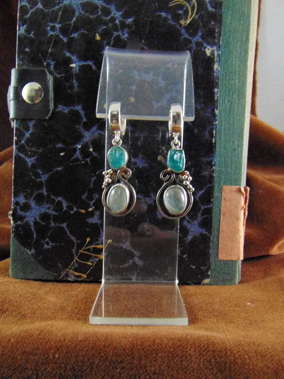 Kolczyki srebrne z dwoma oczkami, akwamaryn, apatyt - EPIR Art Jewellery&Gemstone