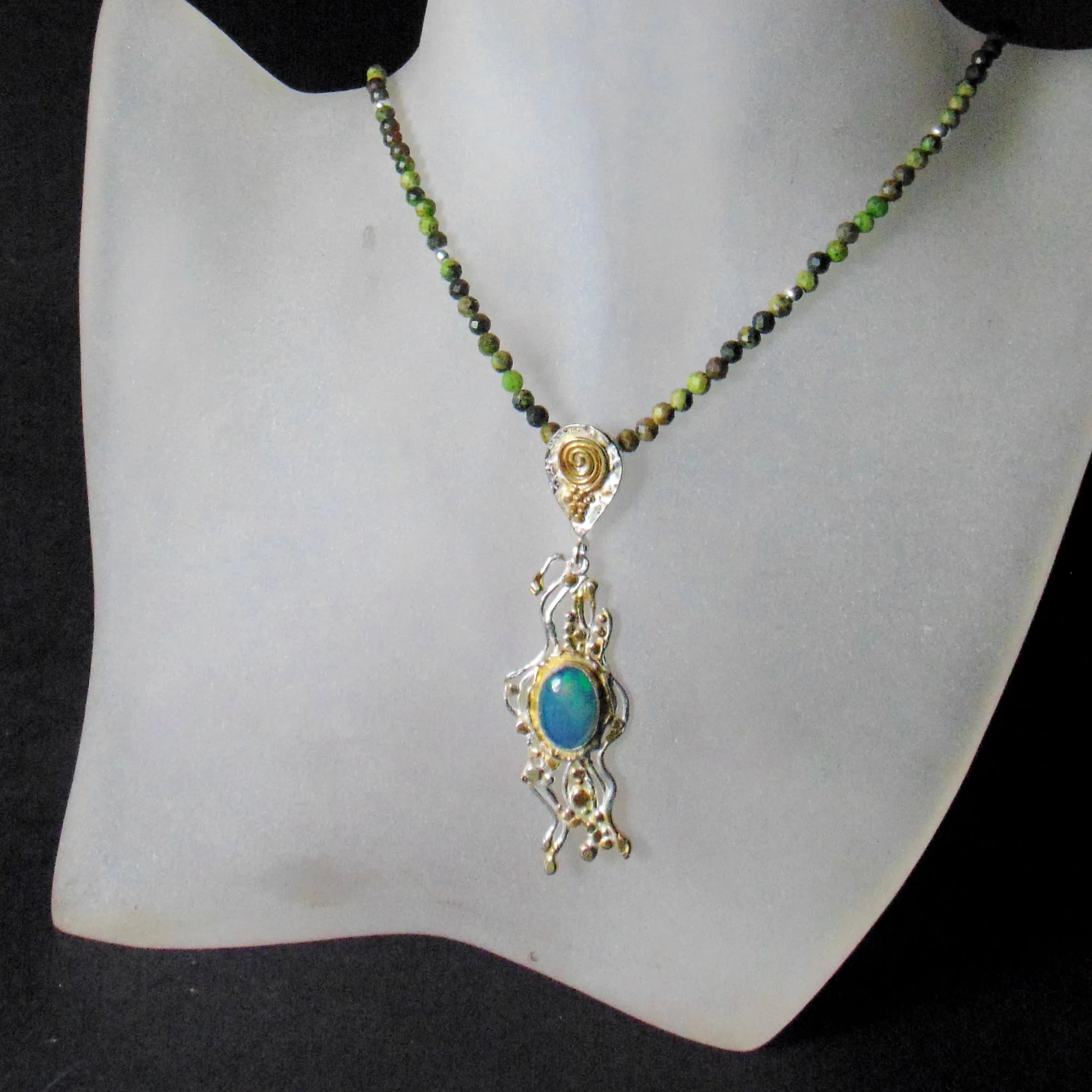 Naszyjnik z zielono -niebieskim opalem - EPIR Art Jewellery&Gemstone