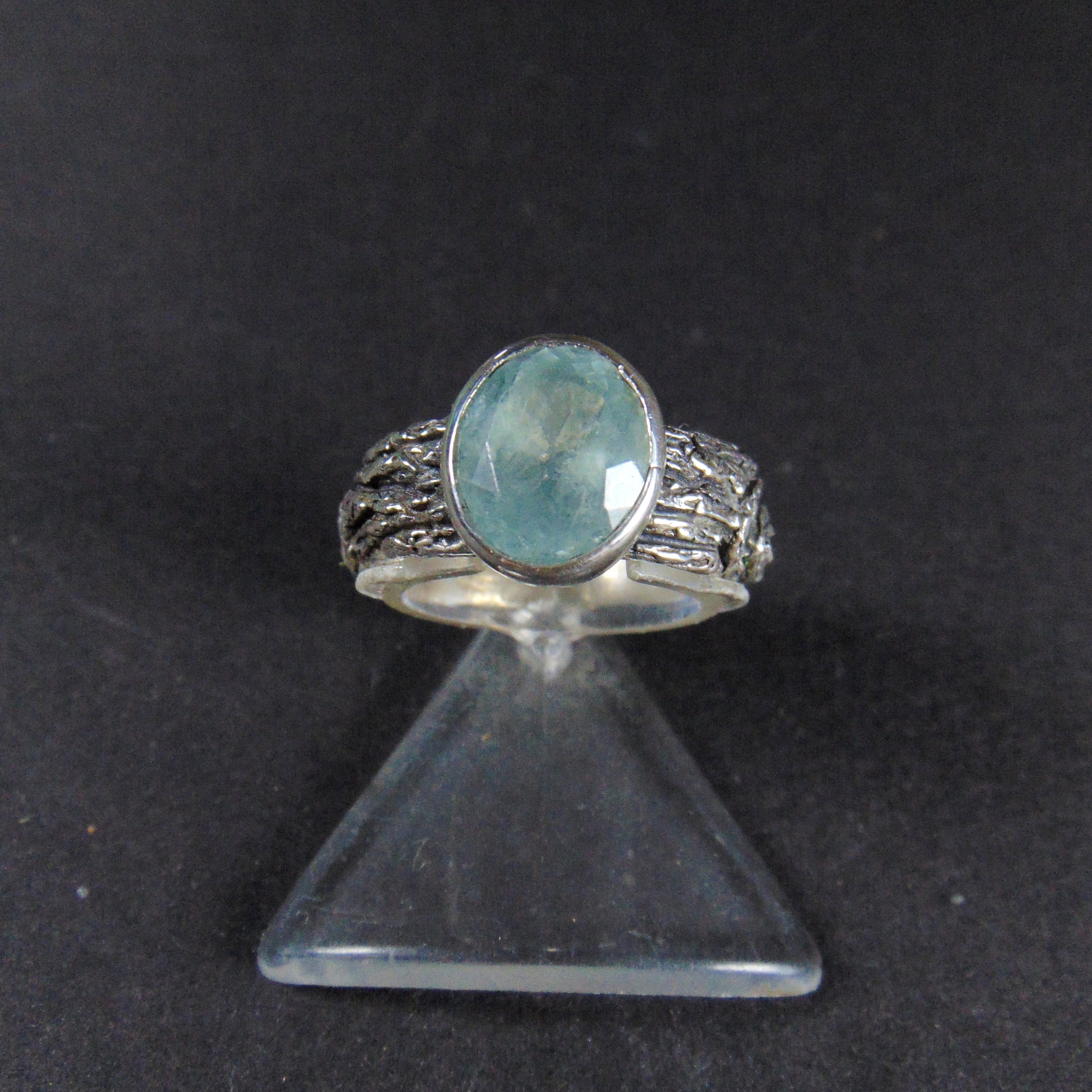 Obrączka " Kora drzewa" z akwamarynem - EPIR Art Jewellery&Gemstone