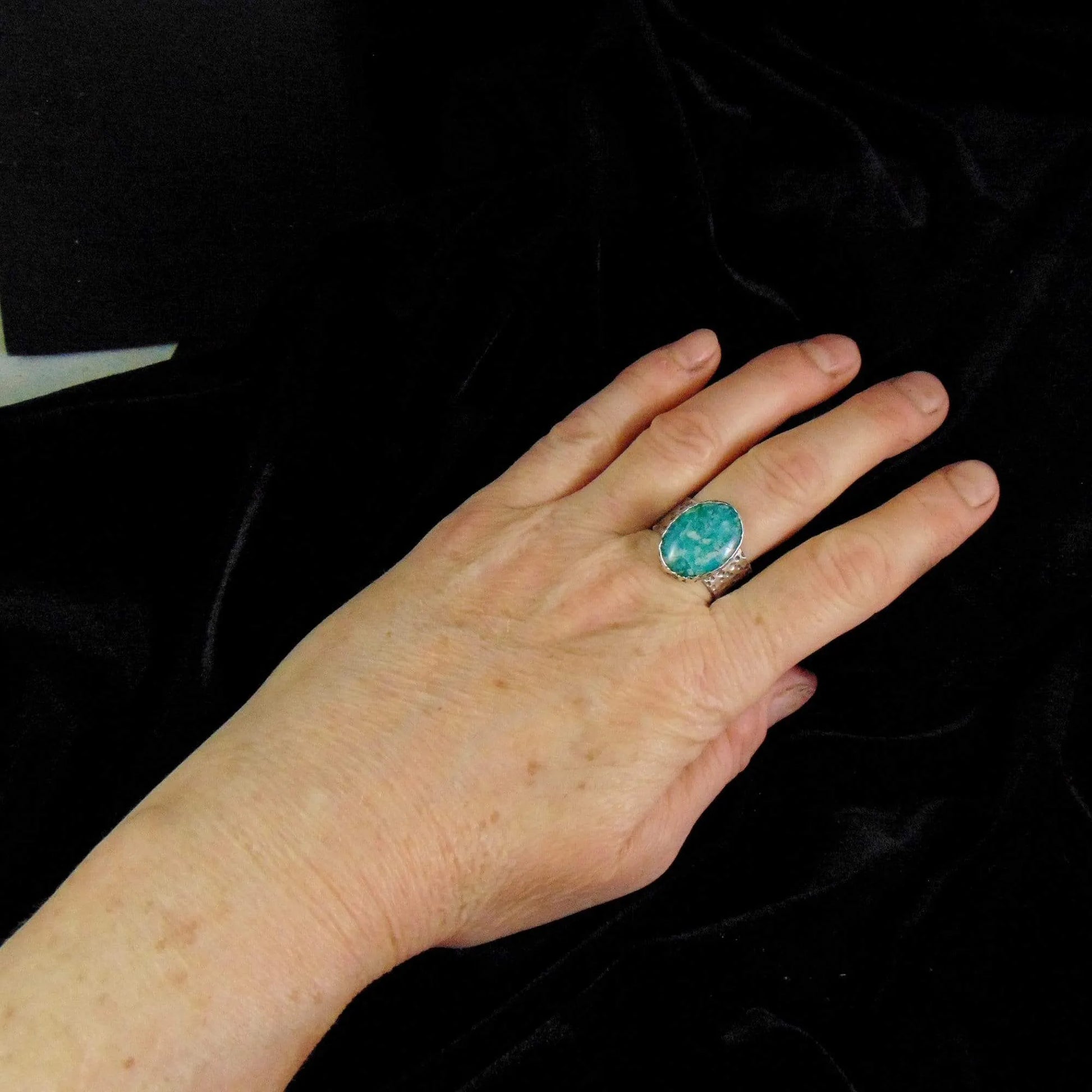 Obrączka z Młotkowana z Turkusem - EPIR Art Jewellery&Gemstone