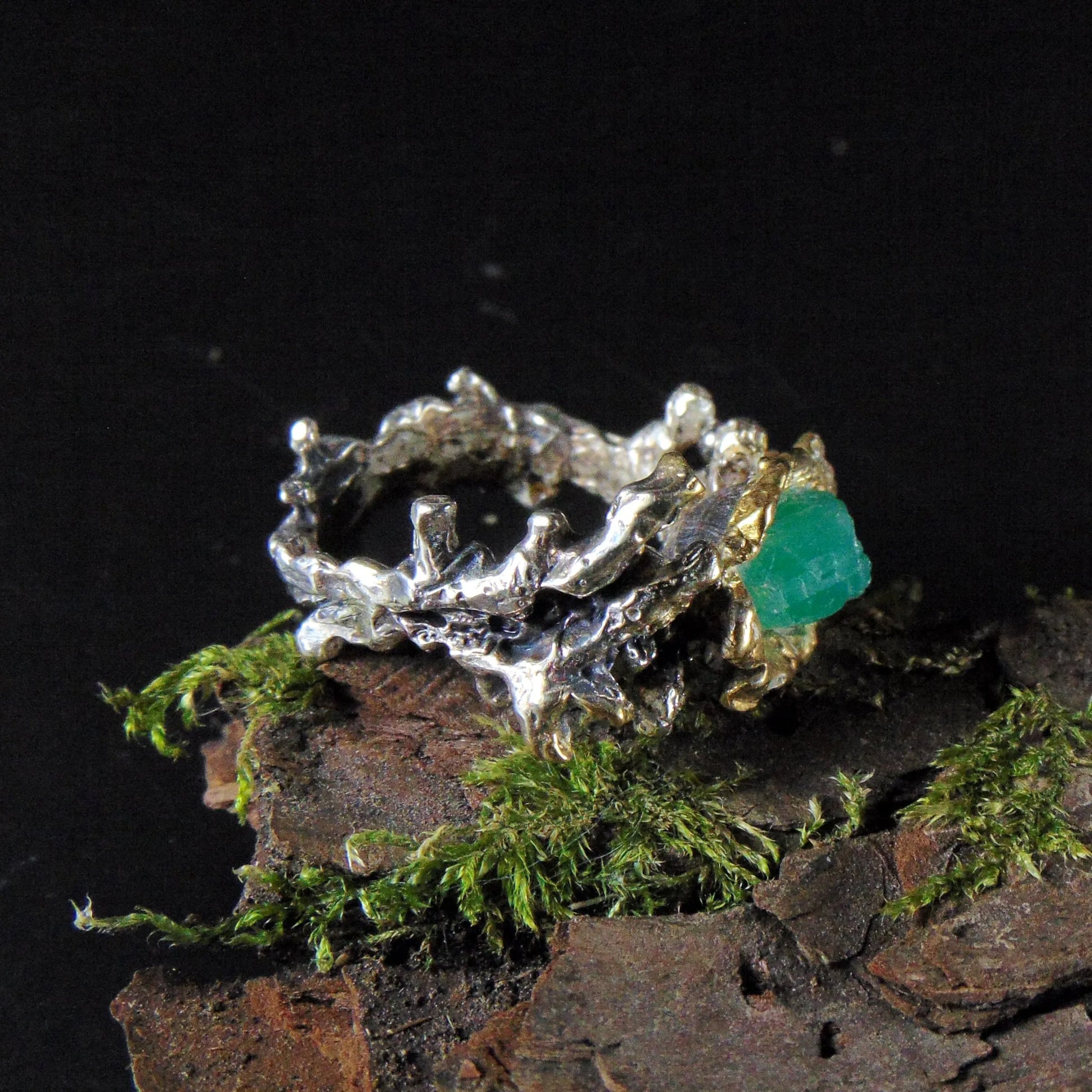 Pierścionek "Gałązki" z naturalnym szmaragdem - EPIR Art Jewellery&Gemstone