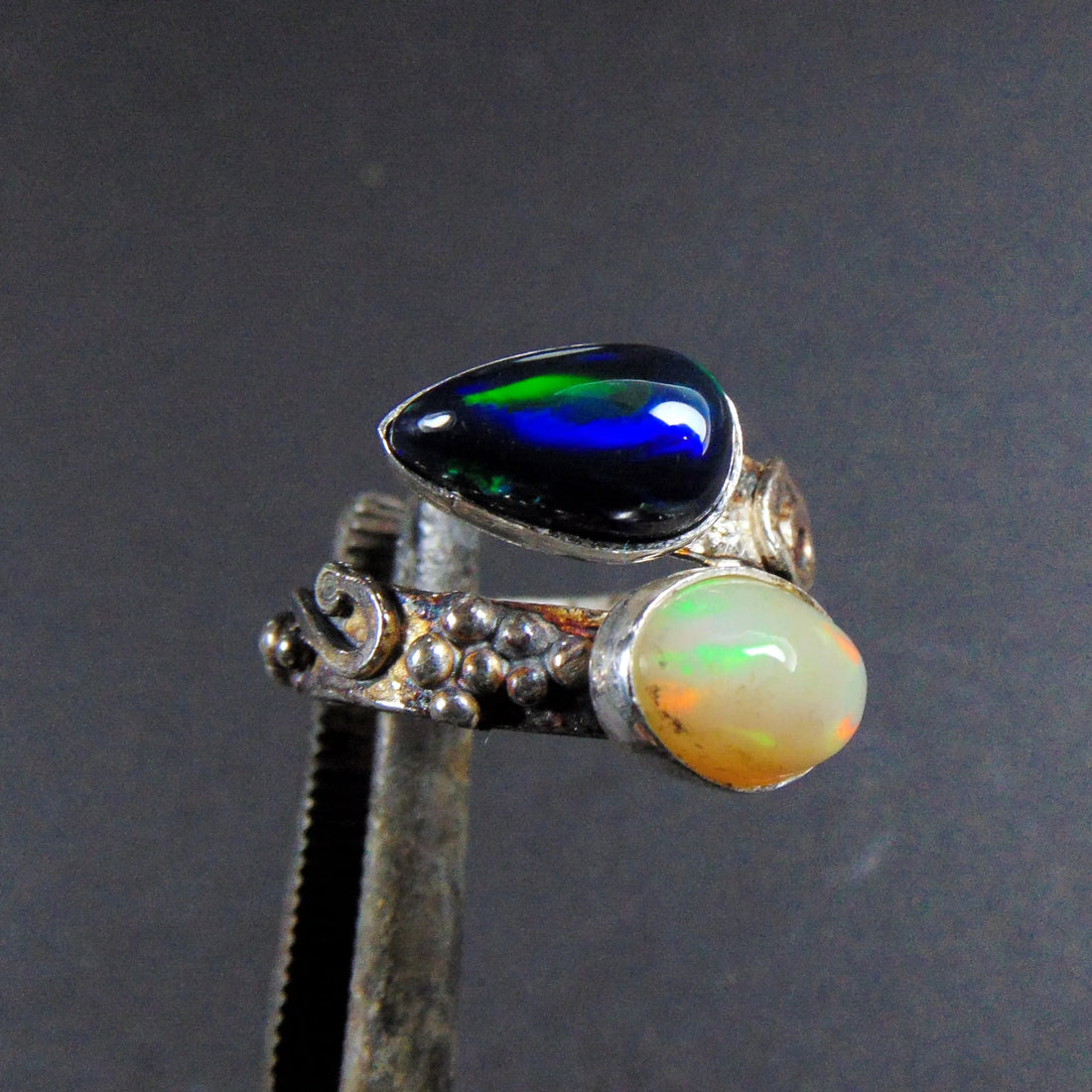 Pierścionek srebrny z dwoma opalami etiopskimi - EPIR Art Jewellery&Gemstone