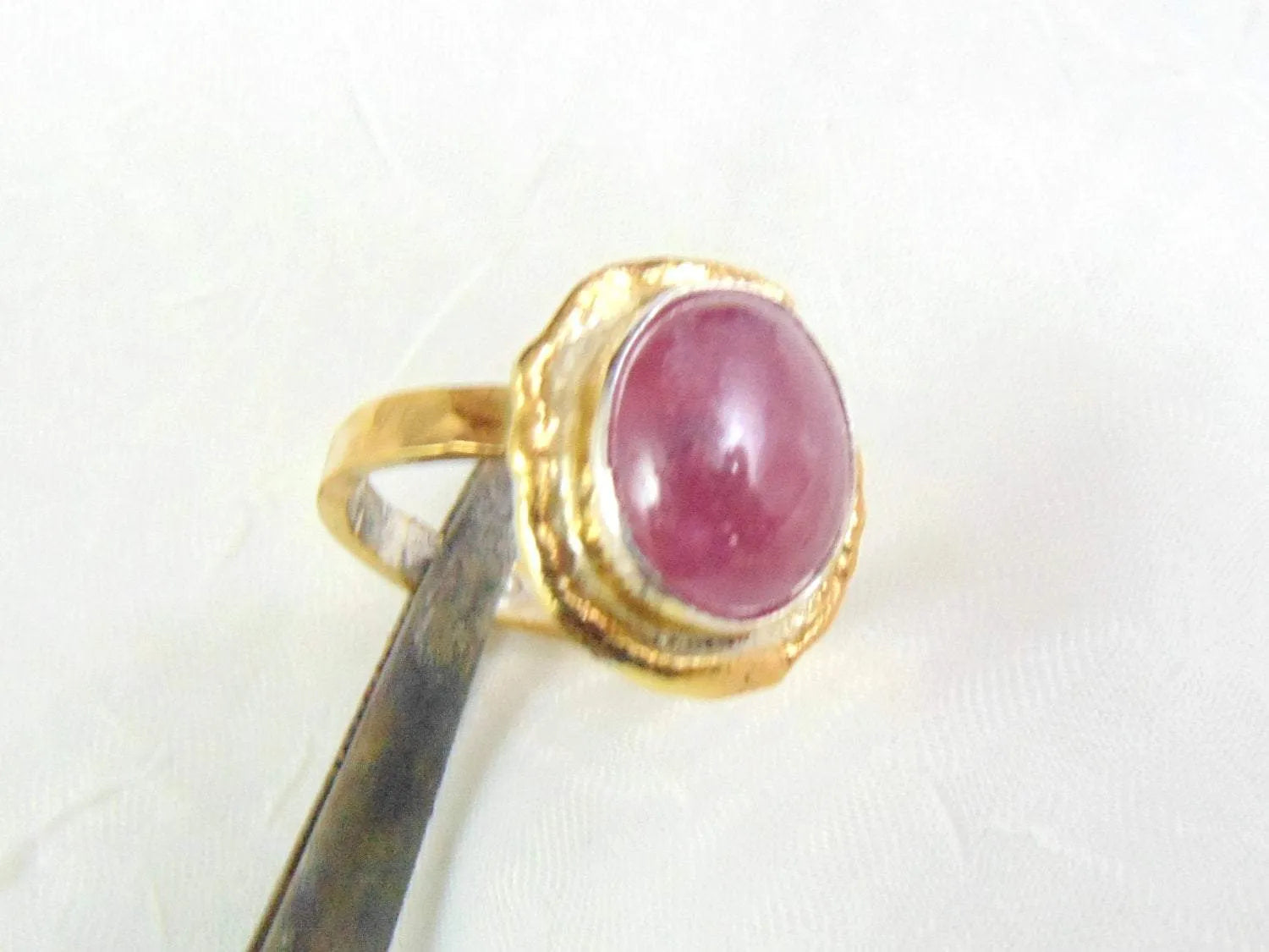 Pierścionek Srebrny z Rubinem, Obrączka z Różowym Rubinem - EPIR Art Jewellery&Gemstone