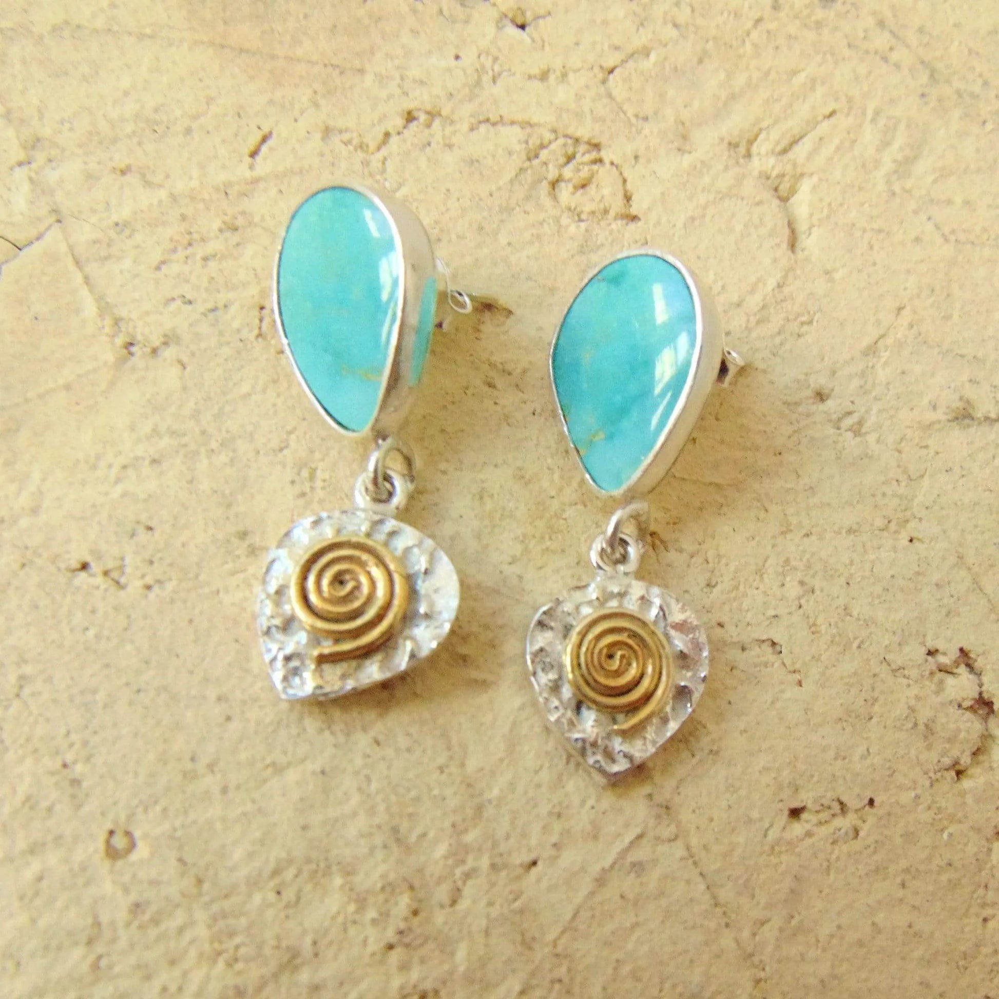 Srebrne kolczyki wiszące na sztyft z turkusami - EPIR Art Jewellery&Gemstone