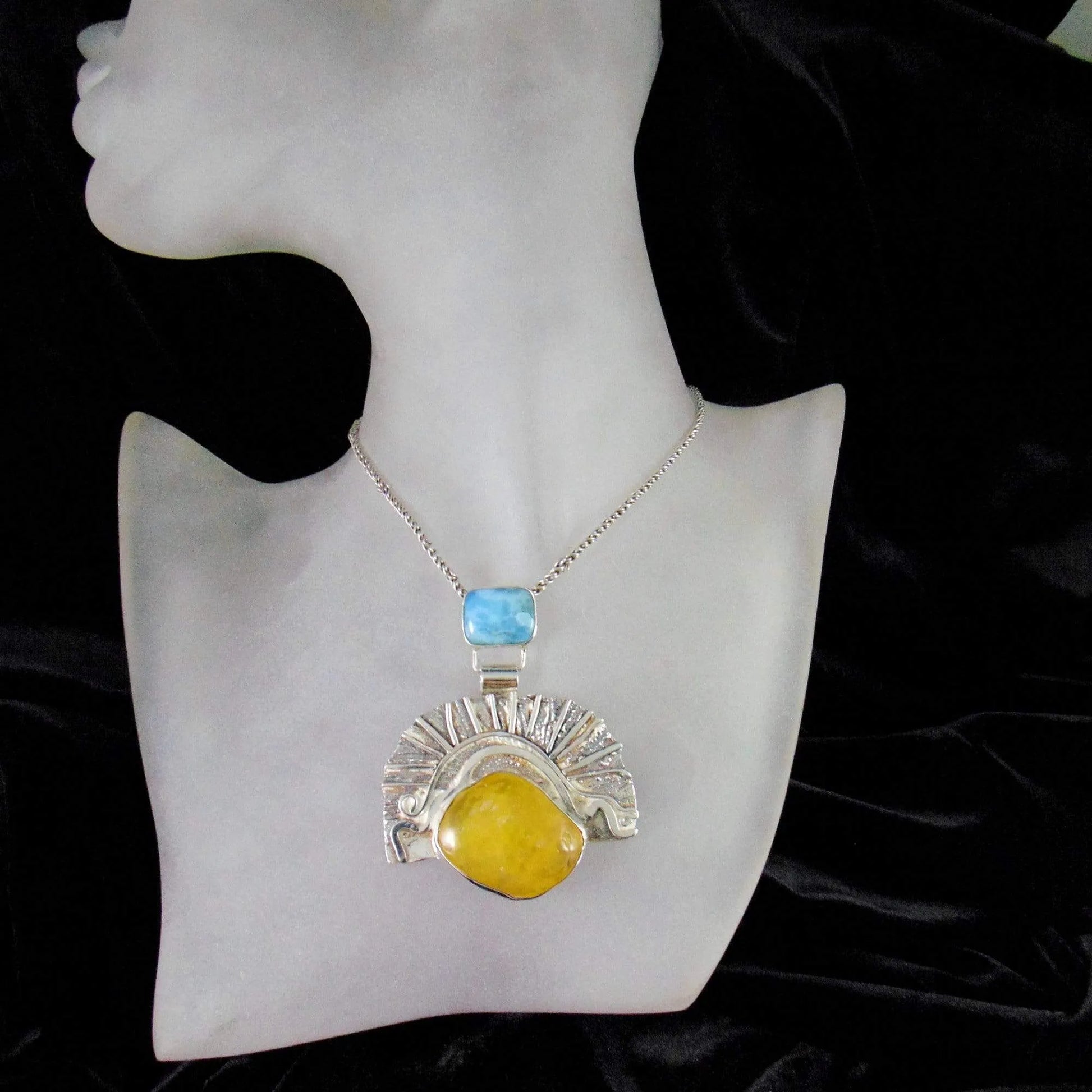 Wisior z larimarem i bursztynem bałtyckim - EPIR Art Jewellery&Gemstone