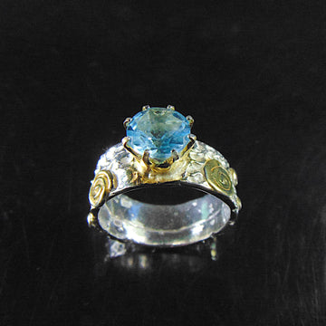 Pierścionek srebrny z topazem sky blue