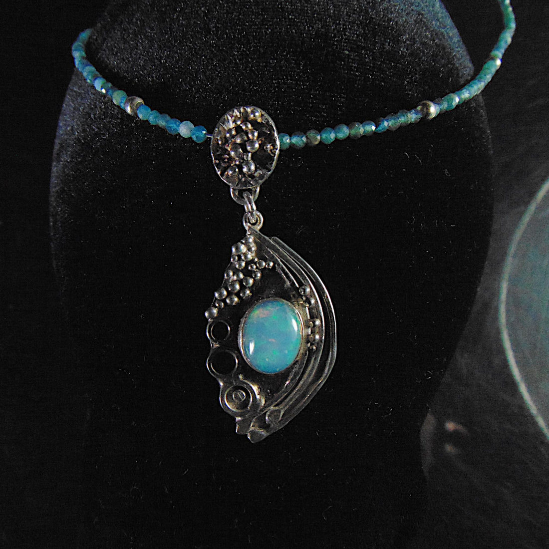 Wisior srebrny z opalem Secesyjny