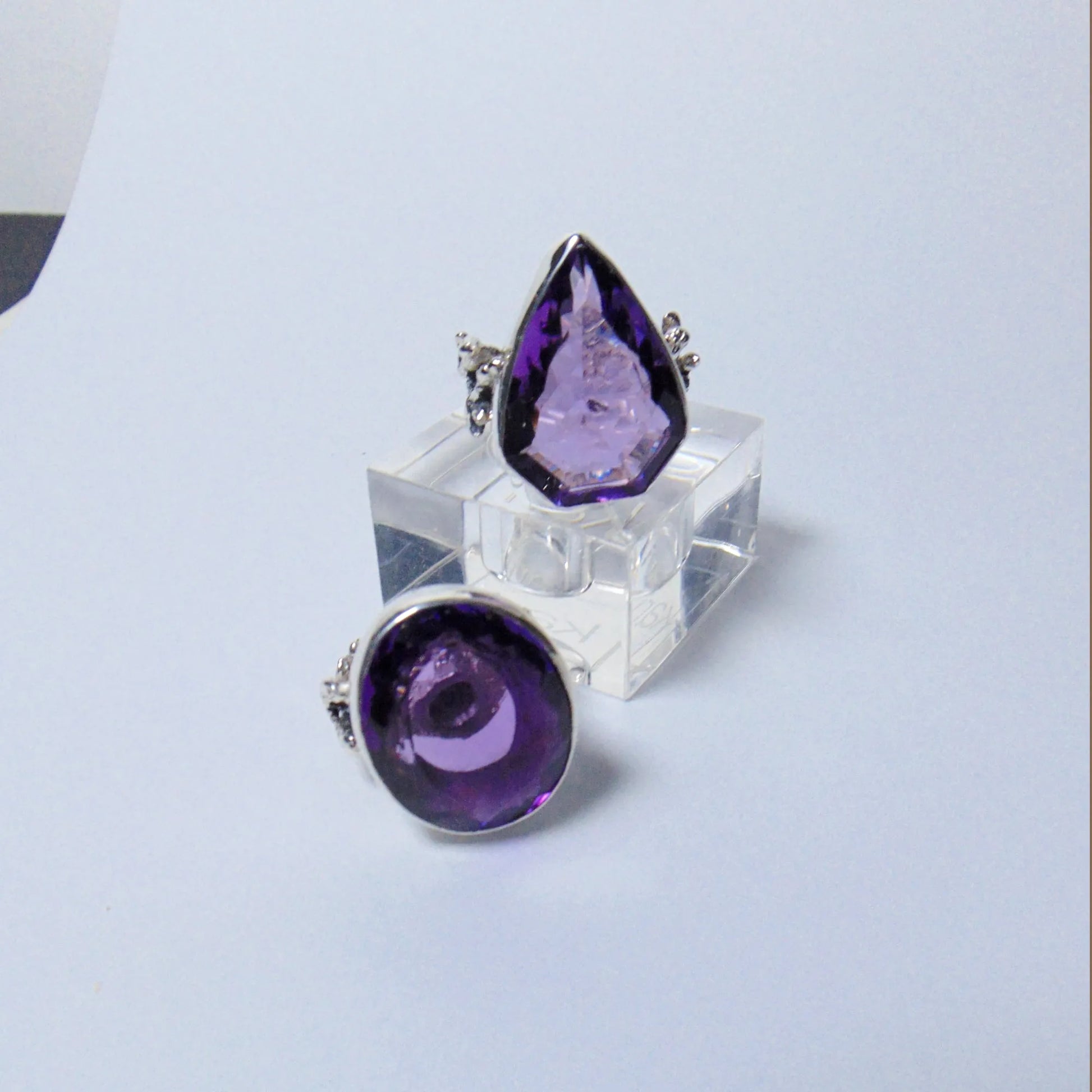 Pierścionek z kosmicznym ametystem - EPIR Art Jewellery&Gemstone