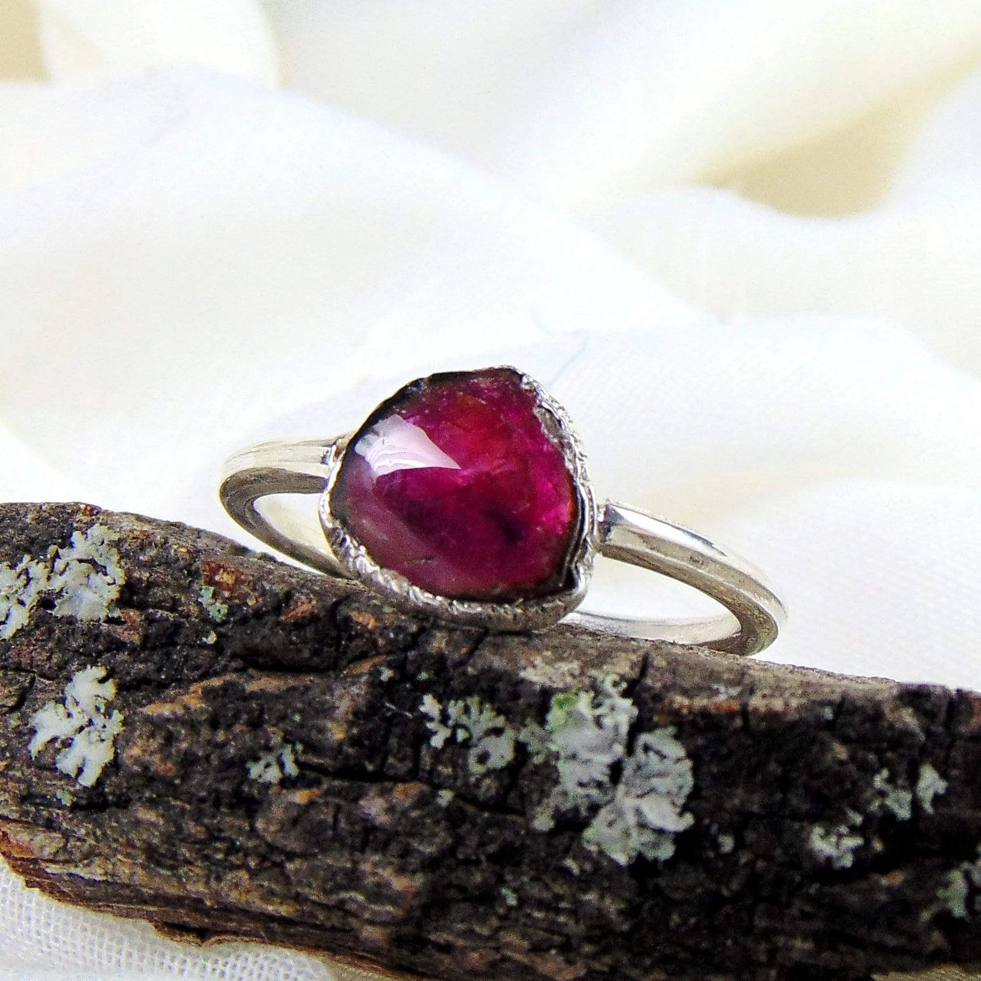 Delikatny pierścionek z naturalnym turmalinem - EPIR Art Jewellery&Gemstone