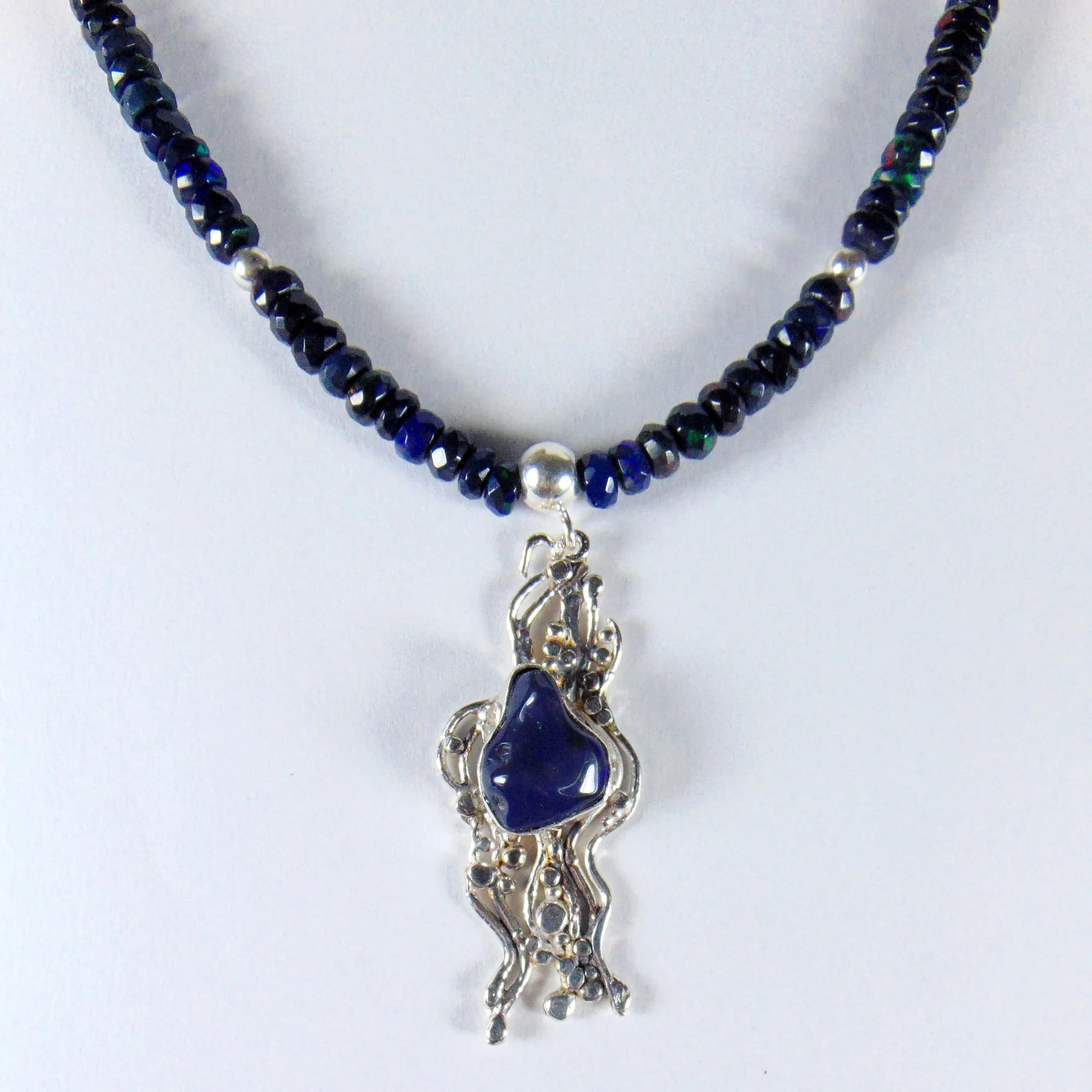 Naszyjnik z czarnych opali z granatowym opalem - EPIR Art Jewellery&Gemstone