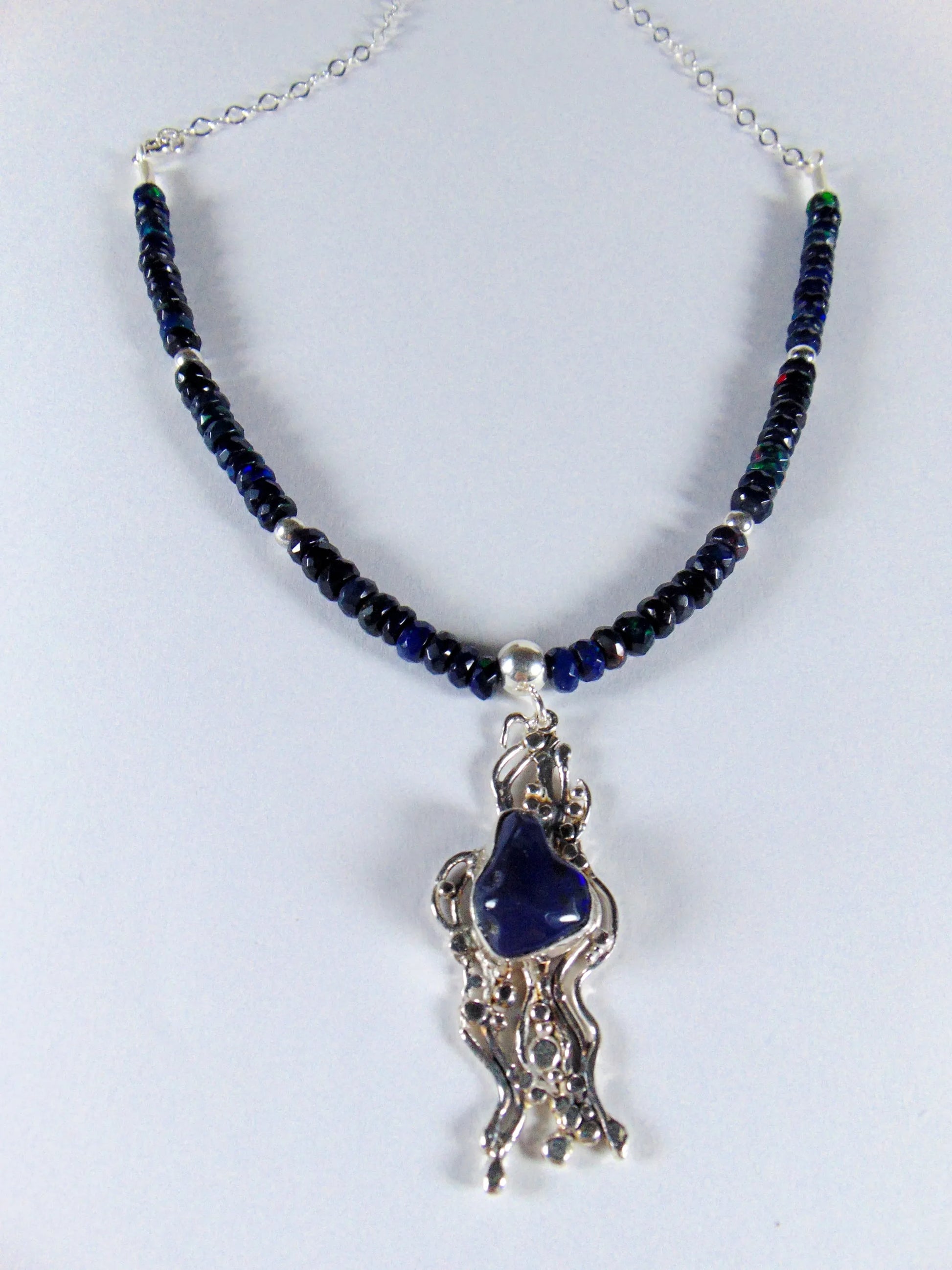 Naszyjnik z czarnych opali z granatowym opalem - EPIR Art Jewellery&Gemstone