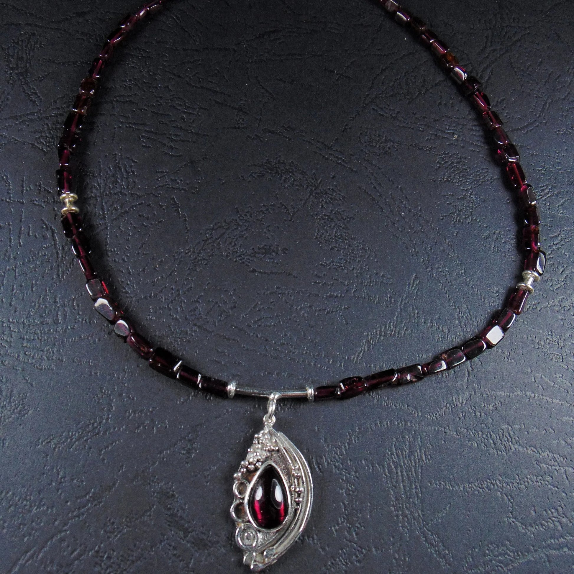 Naszyjnik z granatów - EPIR Art Jewellery&Gemstone