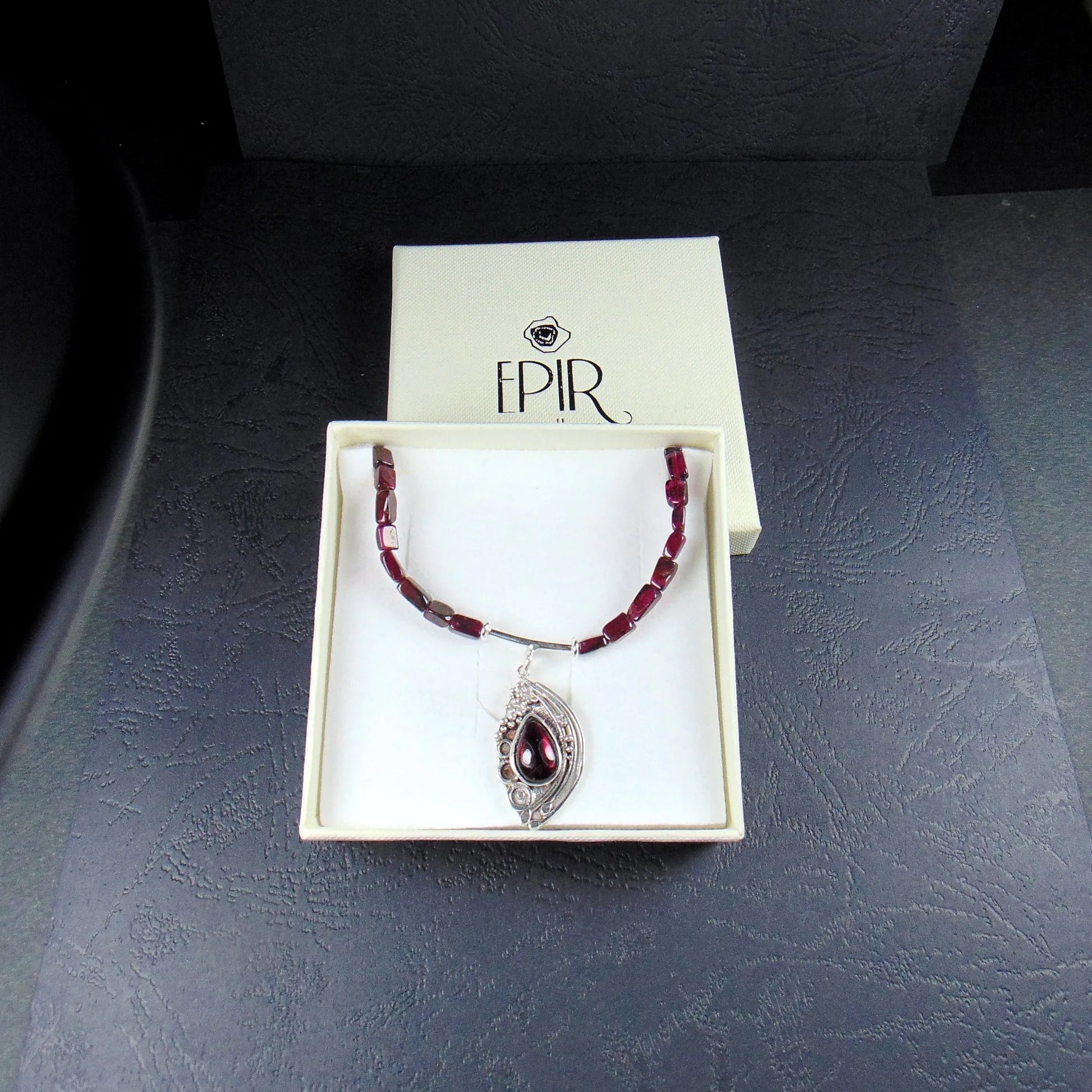Naszyjnik z granatów - EPIR Art Jewellery&Gemstone