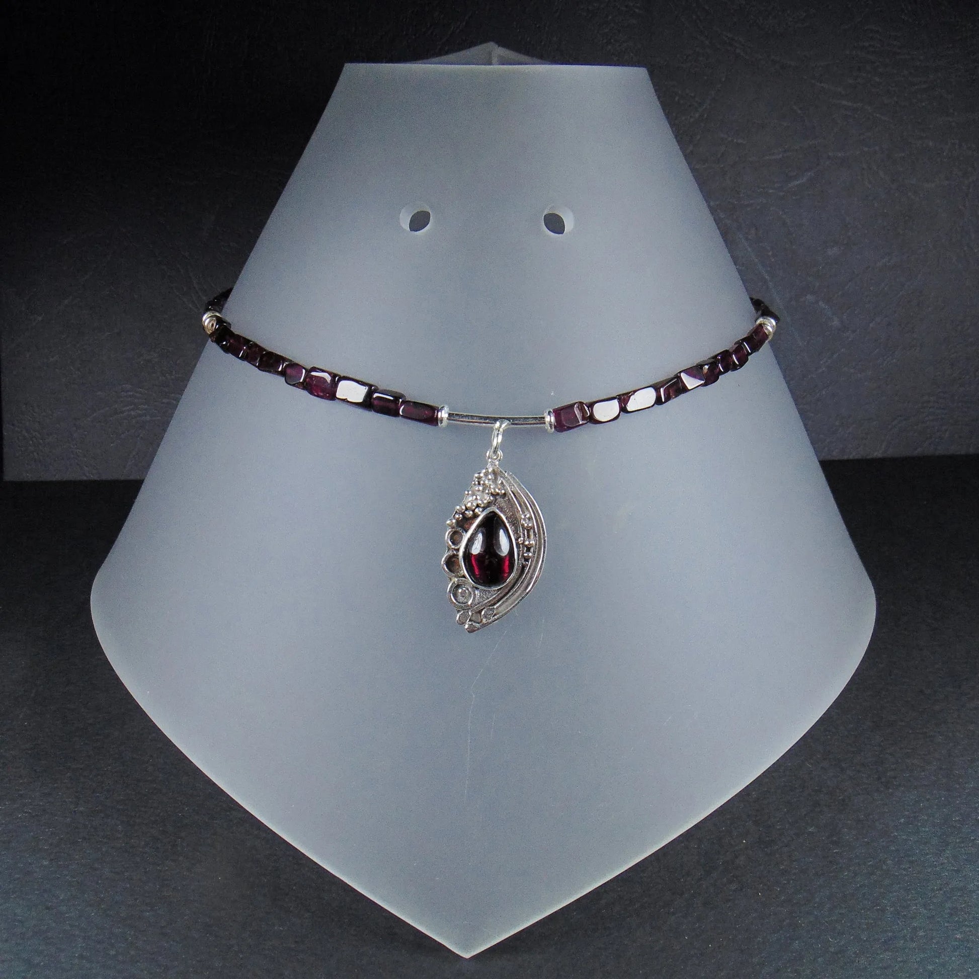 Naszyjnik z granatów - EPIR Art Jewellery&Gemstone