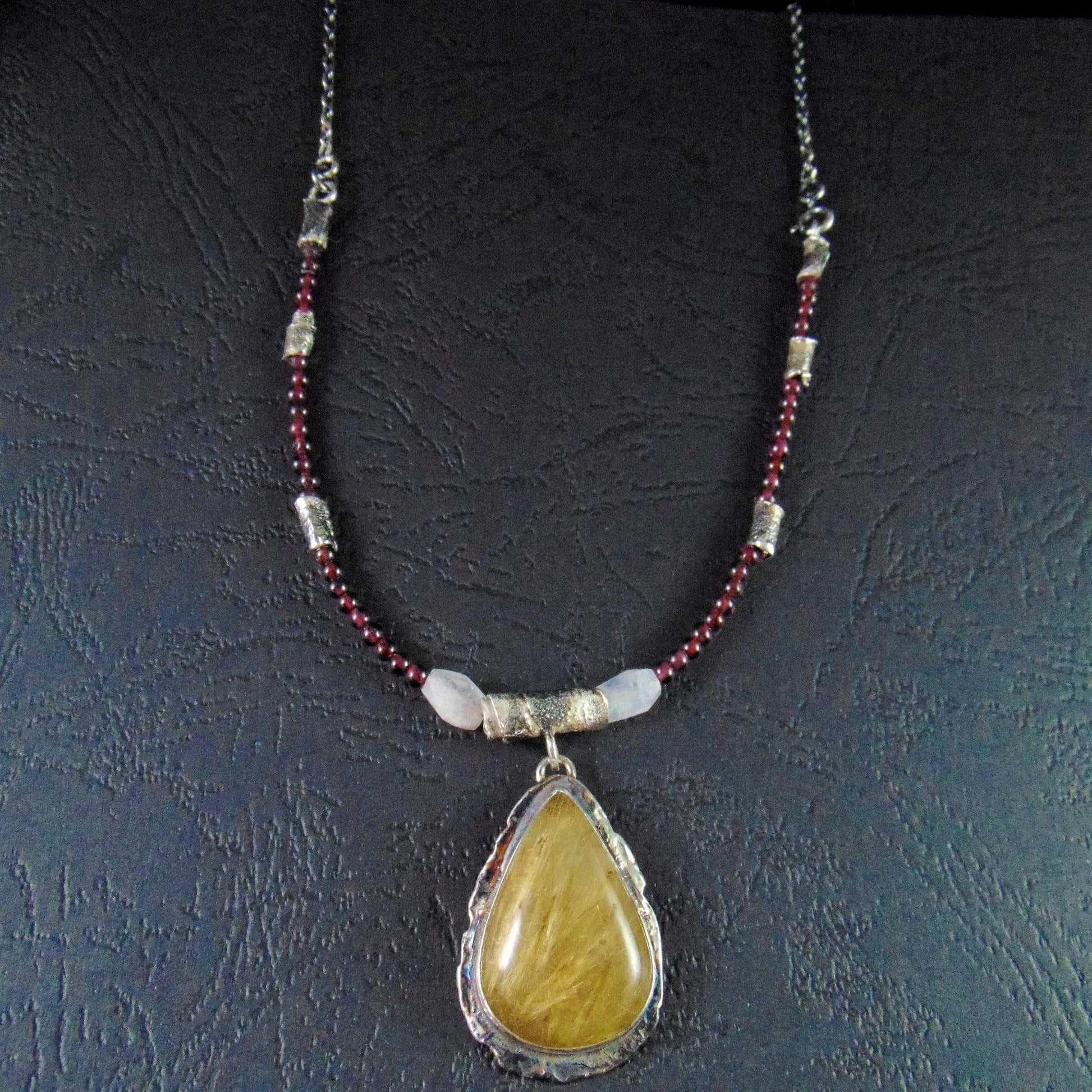 Naszyjnik z kwarcem rutylowym i granatami - EPIR Art Jewellery&Gemstone