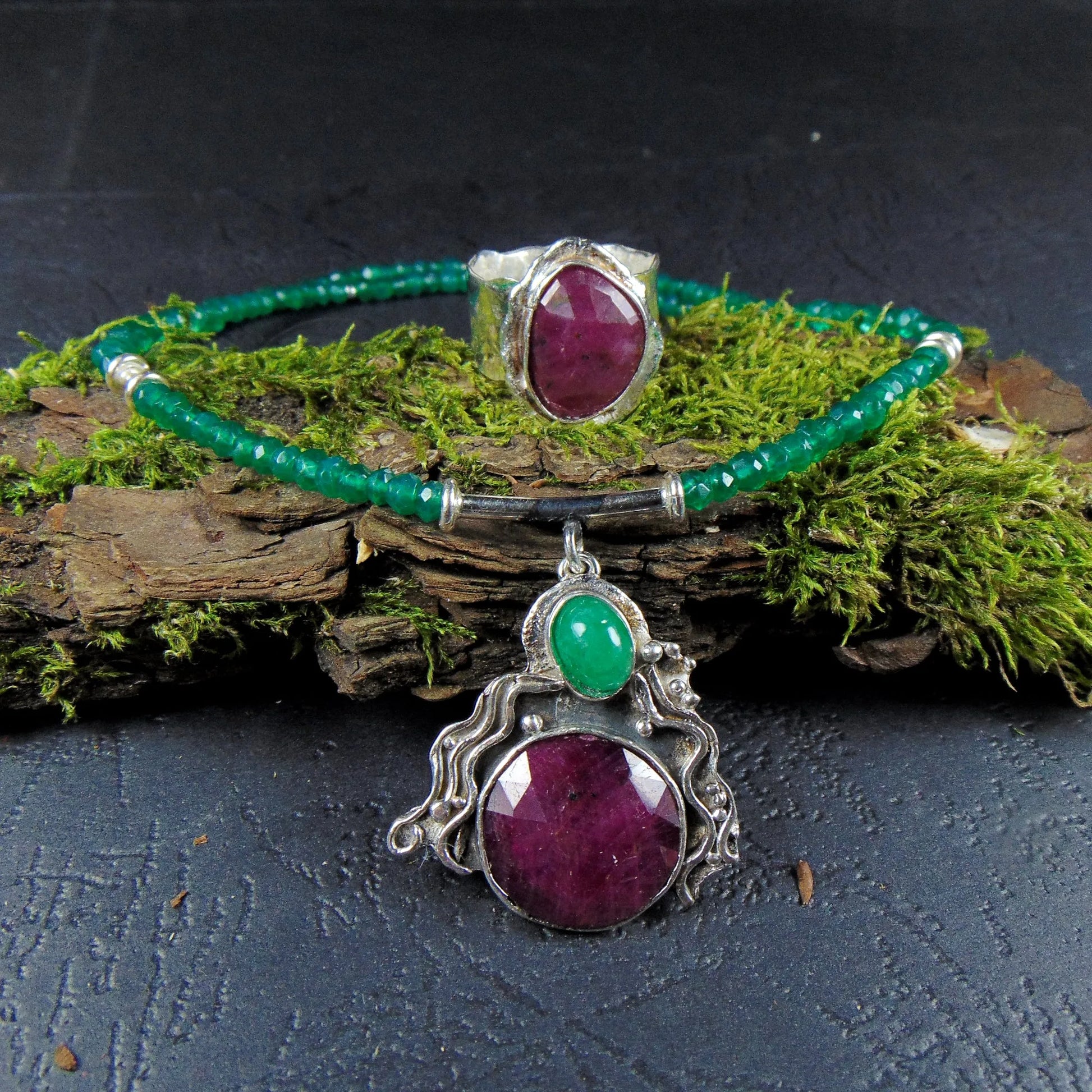 Naszyjnik z rubinem i szmaragdem - EPIR Art Jewellery&Gemstone
