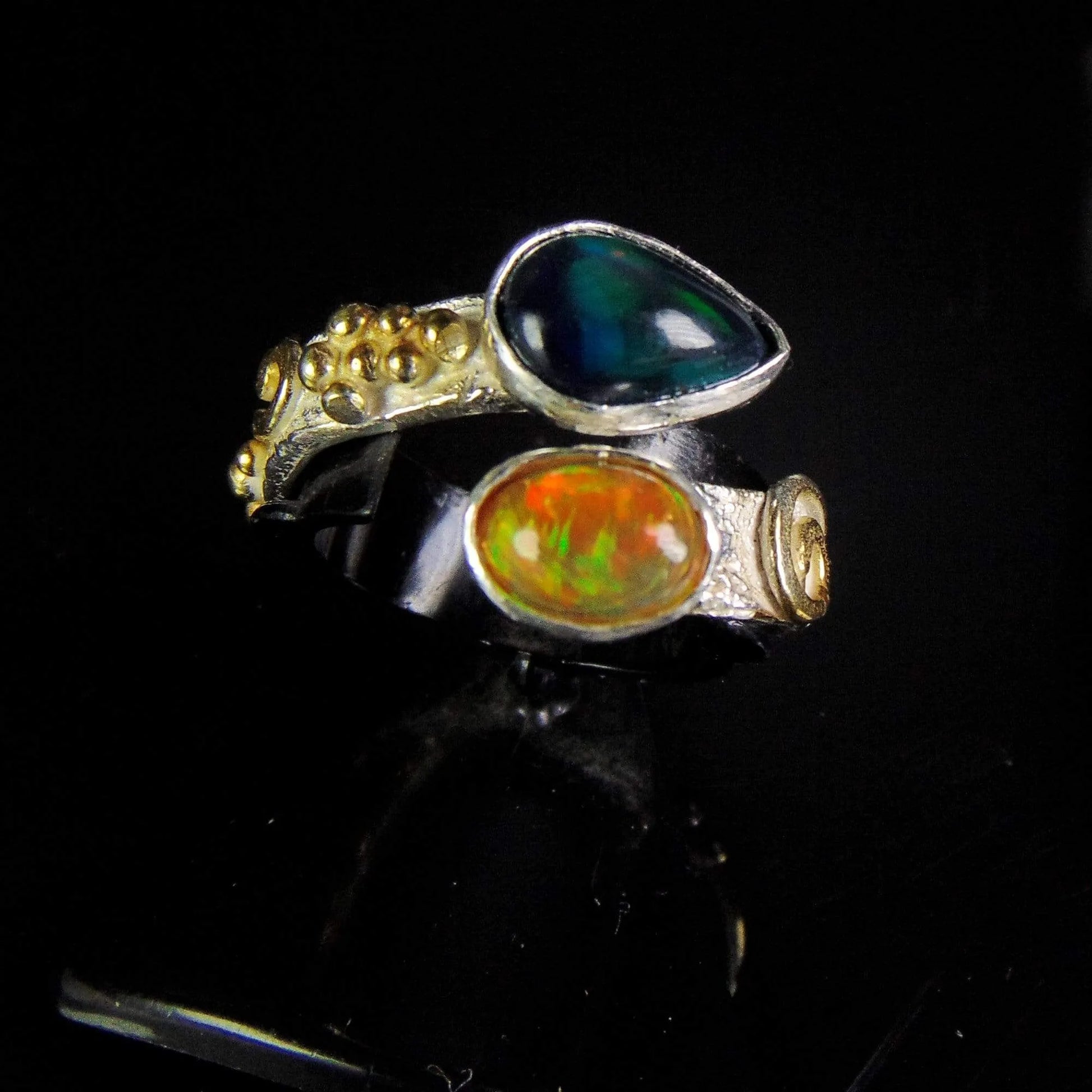 Opalowy Wąż z Niebieskim Opalem - EPIR Art Jewellery&Gemstone