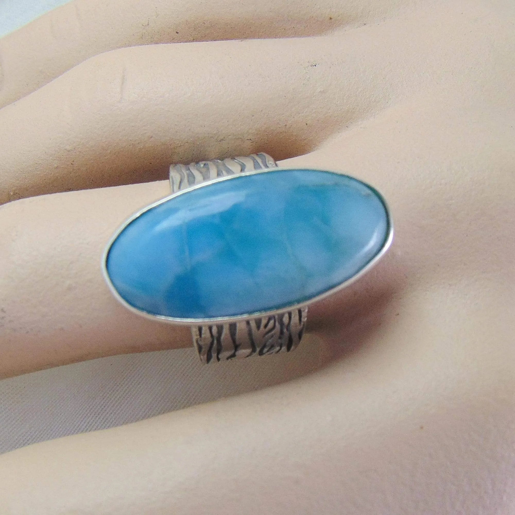 Pierścionek srebrny z naturalnym larimarem - EPIR Art Jewellery&Gemstone