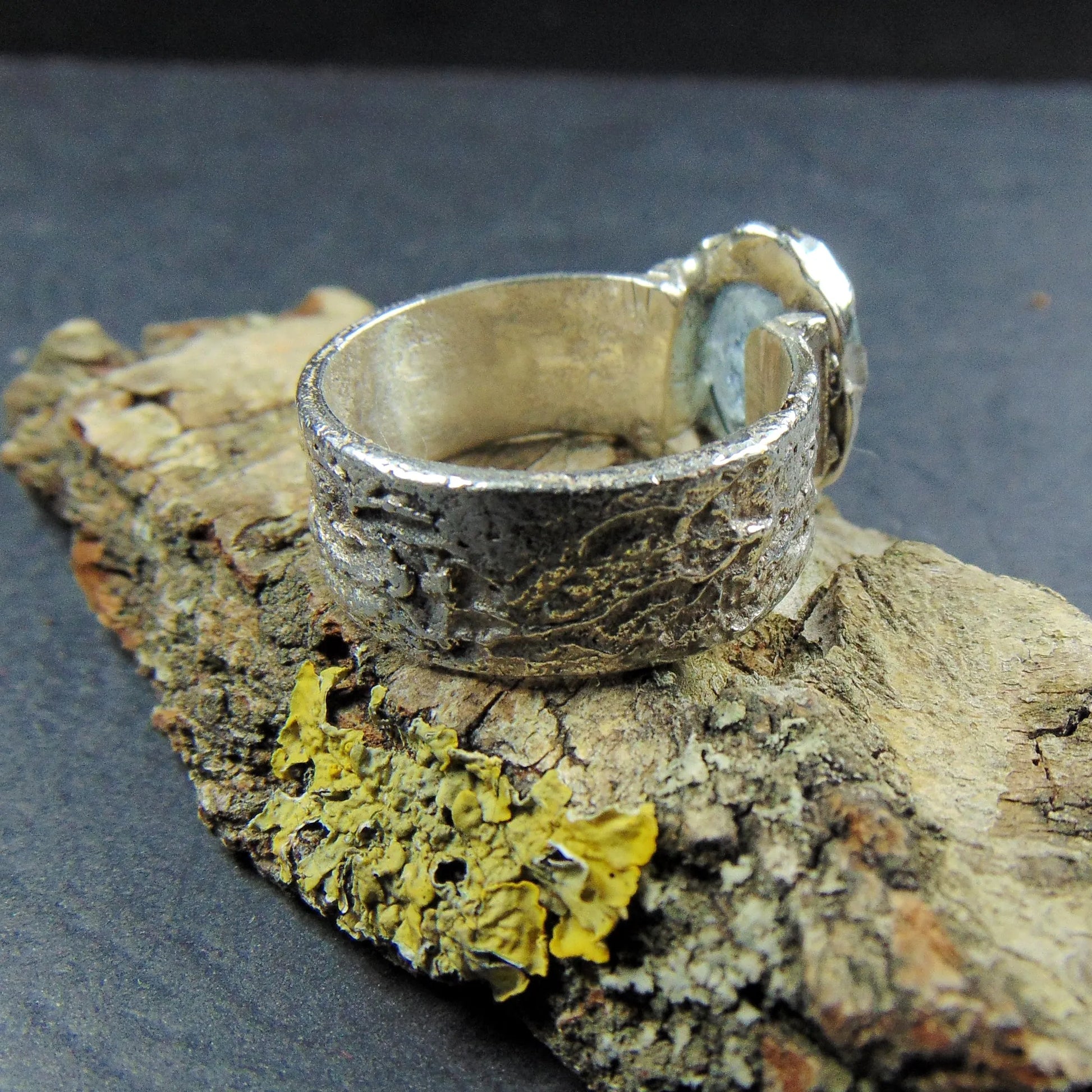 Pierścionek z fasetowanym akwamarynem - EPIR Art Jewellery&Gemstone