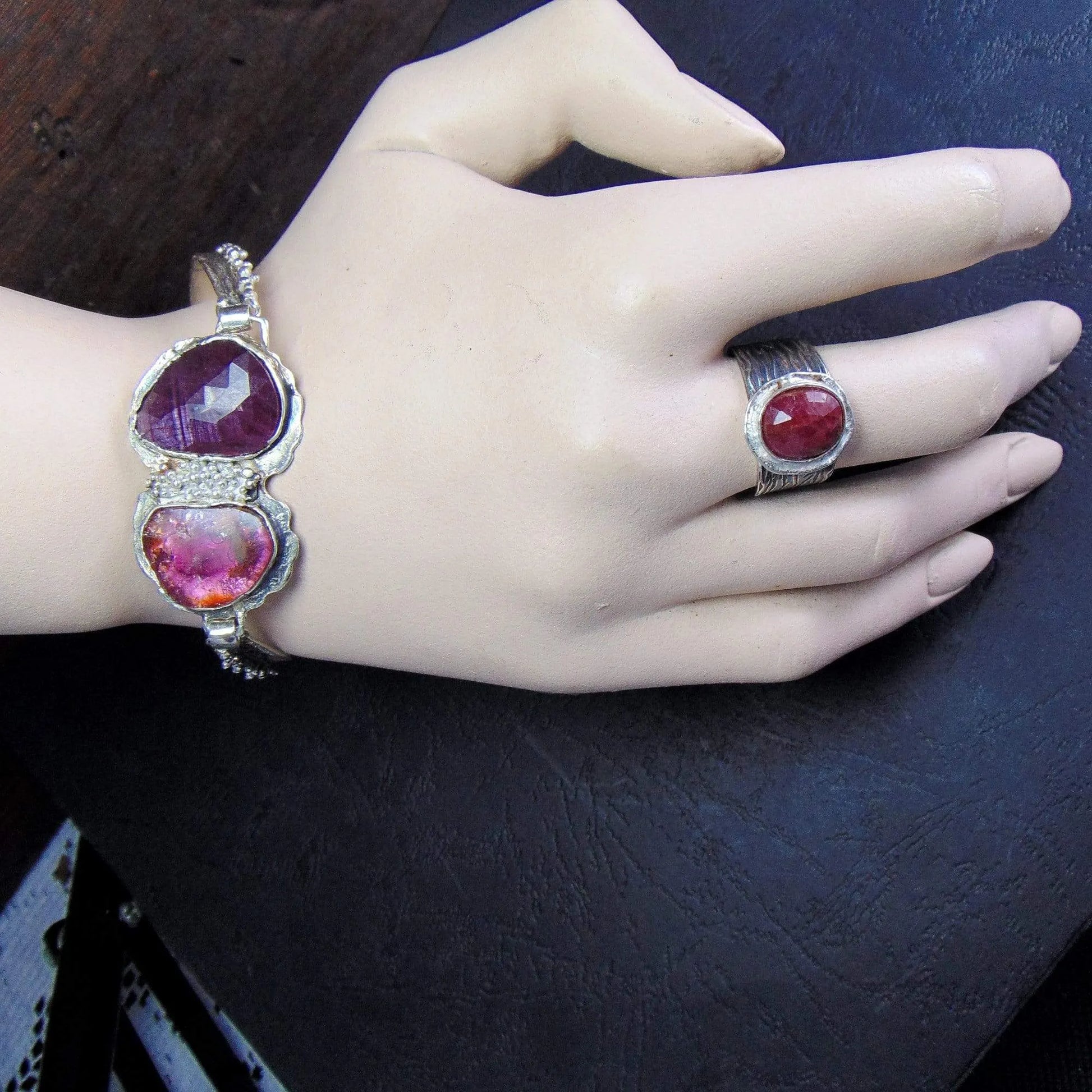 Pierścionek z fasetowanym rubinem - EPIR Art Jewellery&Gemstone
