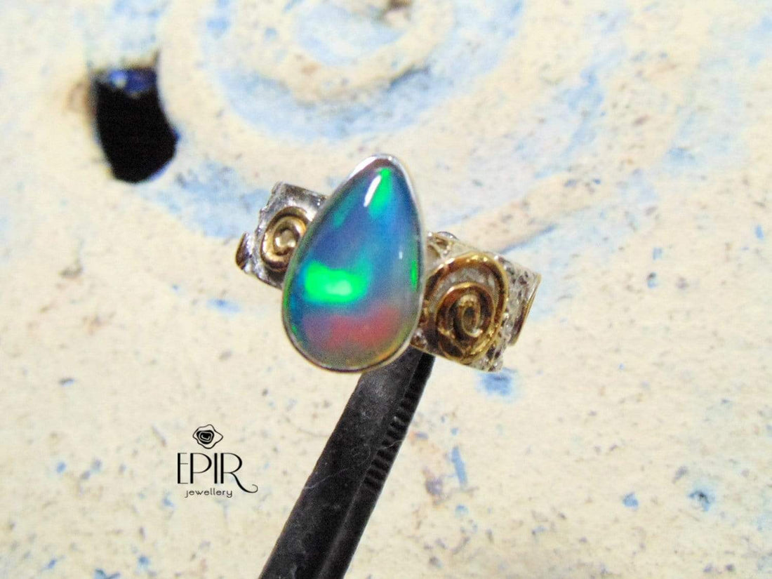 Pierścionek z Opalem Etiopskim, Niebieski Opal, Pierścionek Pozłacany EPIR Art Silver Jewellery pierścionek