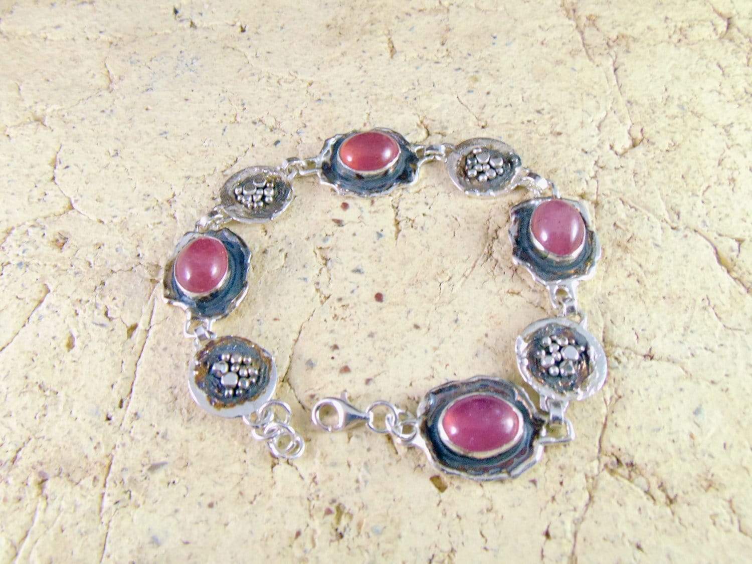 Silver Bracelet with Ruby, Pink Ruby Bracelet, Ruby Cabochon, Bracelet with Natural Stone, Organic Jewelry, Pink Gemstone Bracelet, EPIR Art Silver Jewellery bransoletka