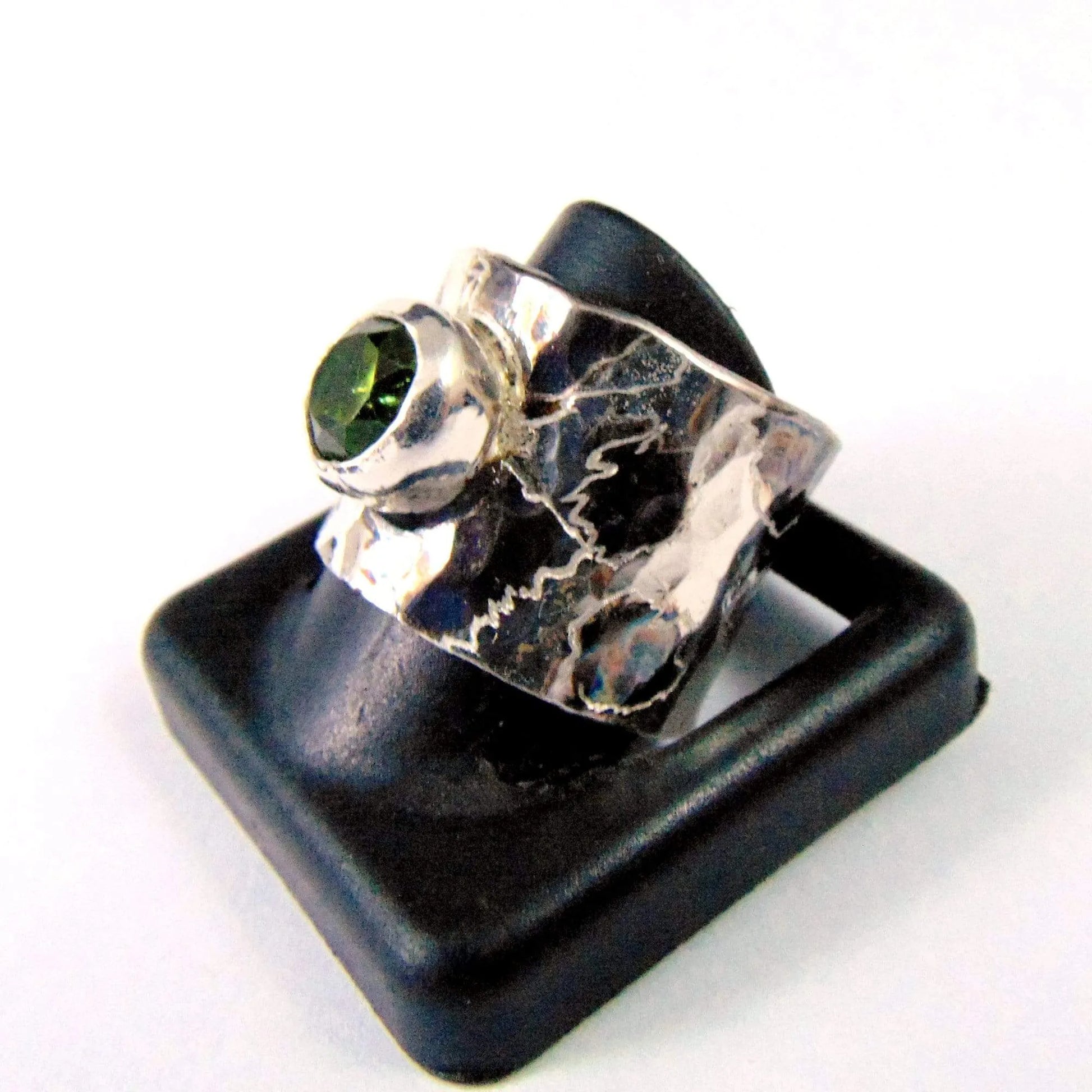 Szeroka Obrączka Srebrna z Fasetowanym Turmalinem - EPIR Art Jewellery&Gemstone