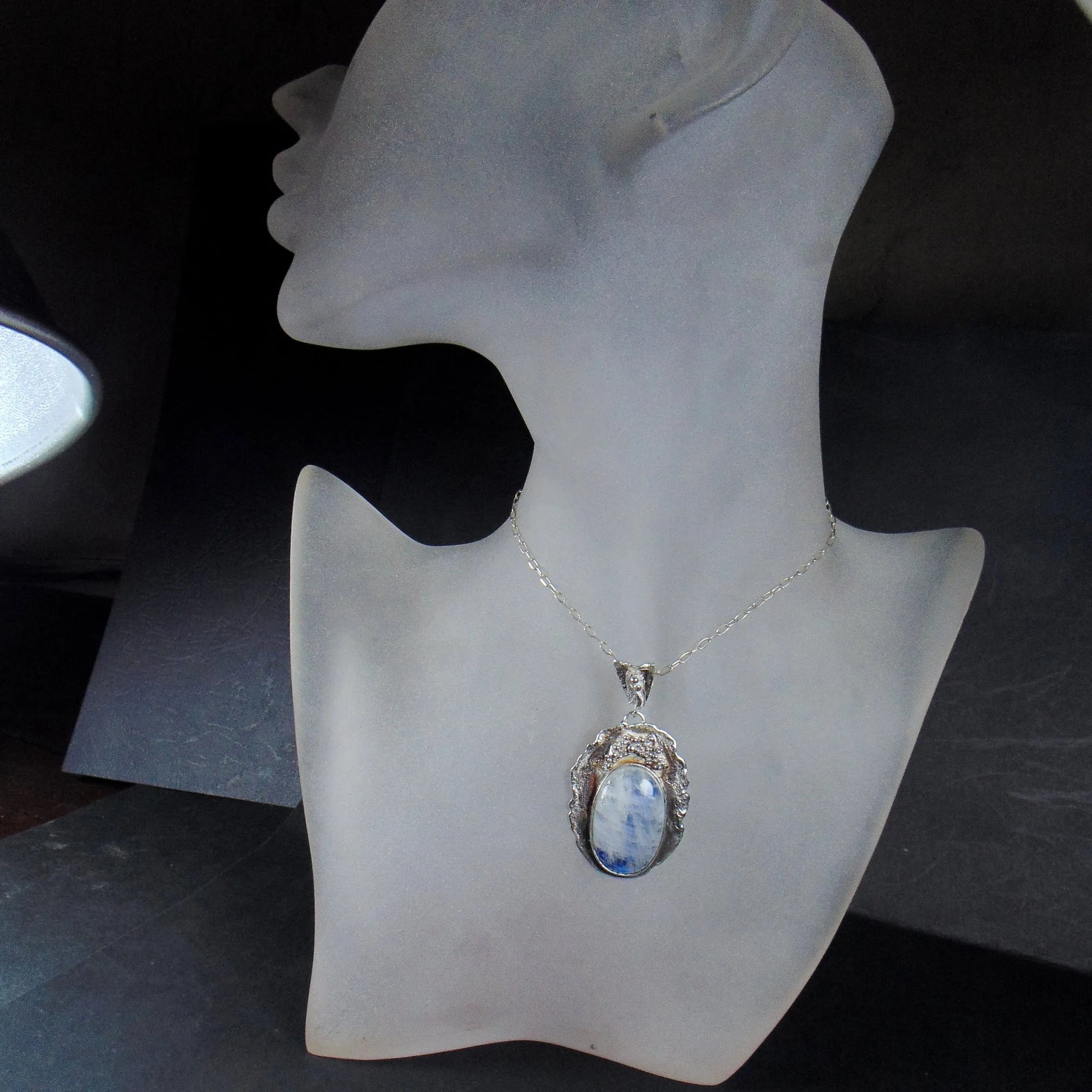 Wisior z kamieniem księżycowym - EPIR Art Jewellery&Gemstone